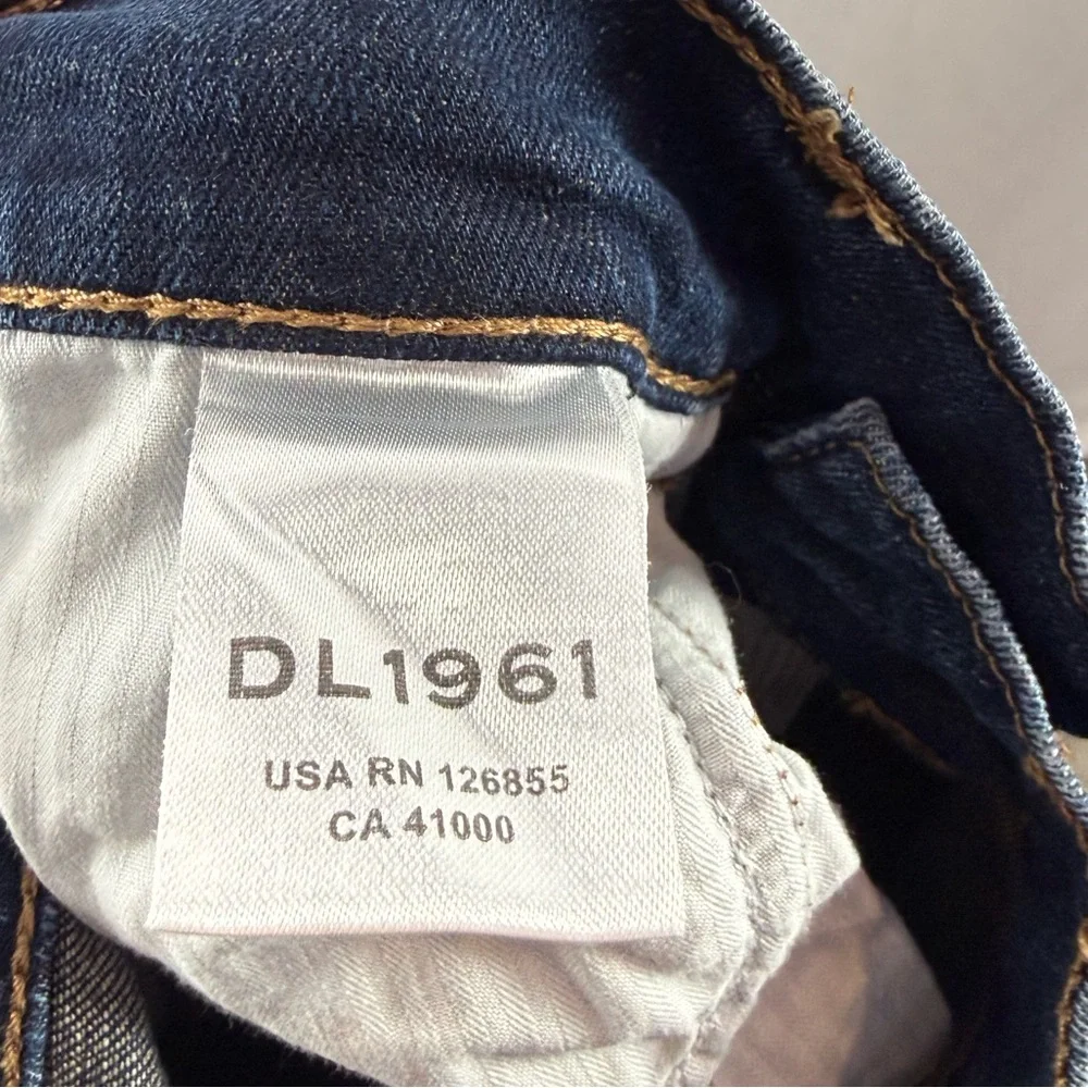 DL1961 Patti Straight High Rise Vintage Ankle Jeans in Dark Blue‎ Size 28